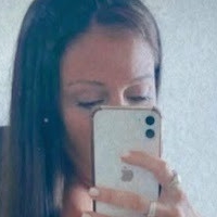 Юнис Фольч Голая