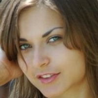 Евас Би Голая