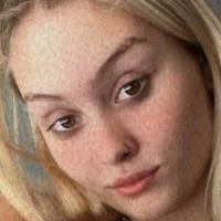 Фэйт Линн Голая