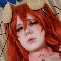 Файли Косплей Голая