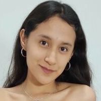 Габриэла Шн Голая