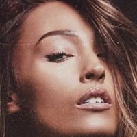 Джорджия Самнер Голая