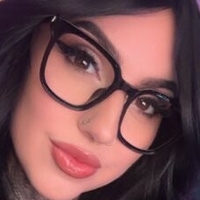 Девушки играют Голая