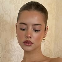 Грейс Мередит Голая