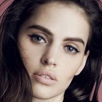 Хана Ниче Голая