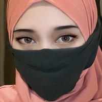 Хиджаб Камилла Голая