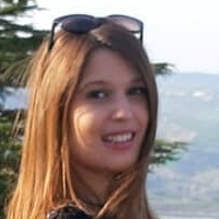 Илениатенаа Голая