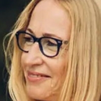 Айрис Батткус Голая