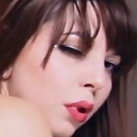 Айви Джин Голая