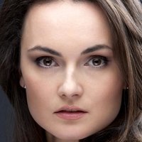 Изабела Новаковска Голая