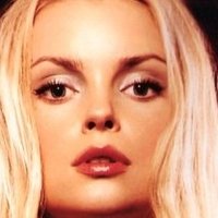 Изабелла Мико Голая