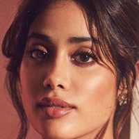 Джанхви Капур Голая