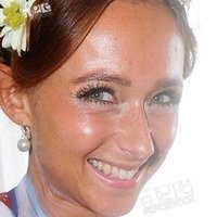 Джессика Кюне Голая