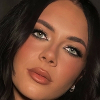 Кайра Голая