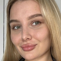 камиуайтван Голая