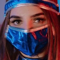 Карели Руис Голая