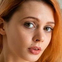 Кортниэм Голая