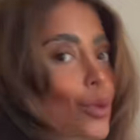 Ла Бонбо Голая