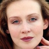 Лариса Дамаскина Голая