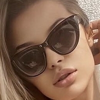 Лаура Калинич Голая