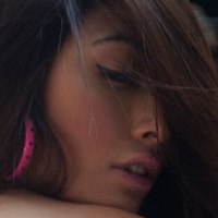 Лаваллен Голая