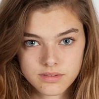 леа хэзарт Голая