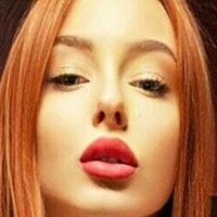 Леана А Голая