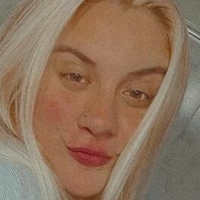 Леонела Цезар Голая