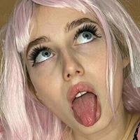 Лилли Кларк Голая