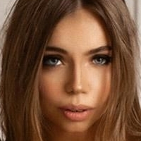 Лиза Вайсс Голая