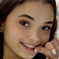 Лола Алфи Голая