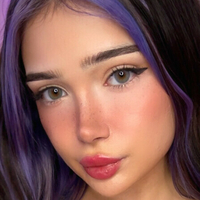 Лола Вольф Голая