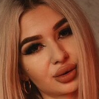 люксандраа Голая