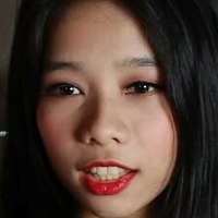 Майка Ингхуа Голая