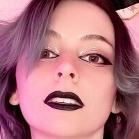 Мэйвис Элис Голая