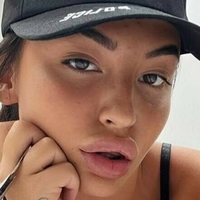 мелиндаеспозито Голая