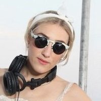 Миа Моретти Голая