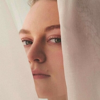 Мия Триплтон Голая