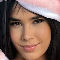 Мишель Раббит Голая