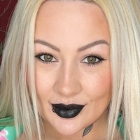 миссхейзелхарт Голая