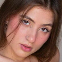 Найс Тэн Лайнс Голая