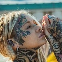 Никол Каласова Голая