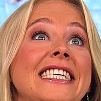 Нина Хайнеманн Голая