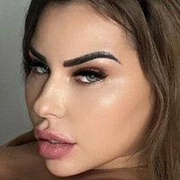 Нина Милано Голая