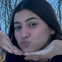 Нурхэн Хосини Голая