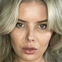 Олив Фрейзер Голая