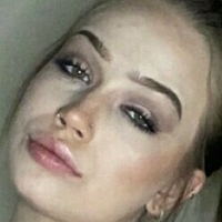 оливиячир 18 Голая