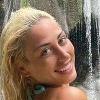 Паула Динамиках Голая