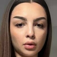 Паулина Голая