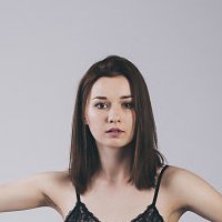 Паулина Шостак Голая